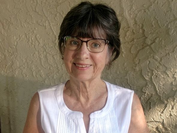 MultipleSclerosis.net community advocate Debbie Petrina